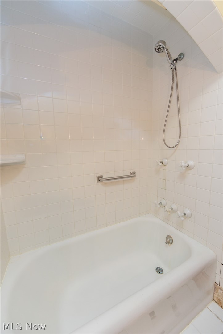 45 Victor Avenue Cuyahoga Falls OH 44221