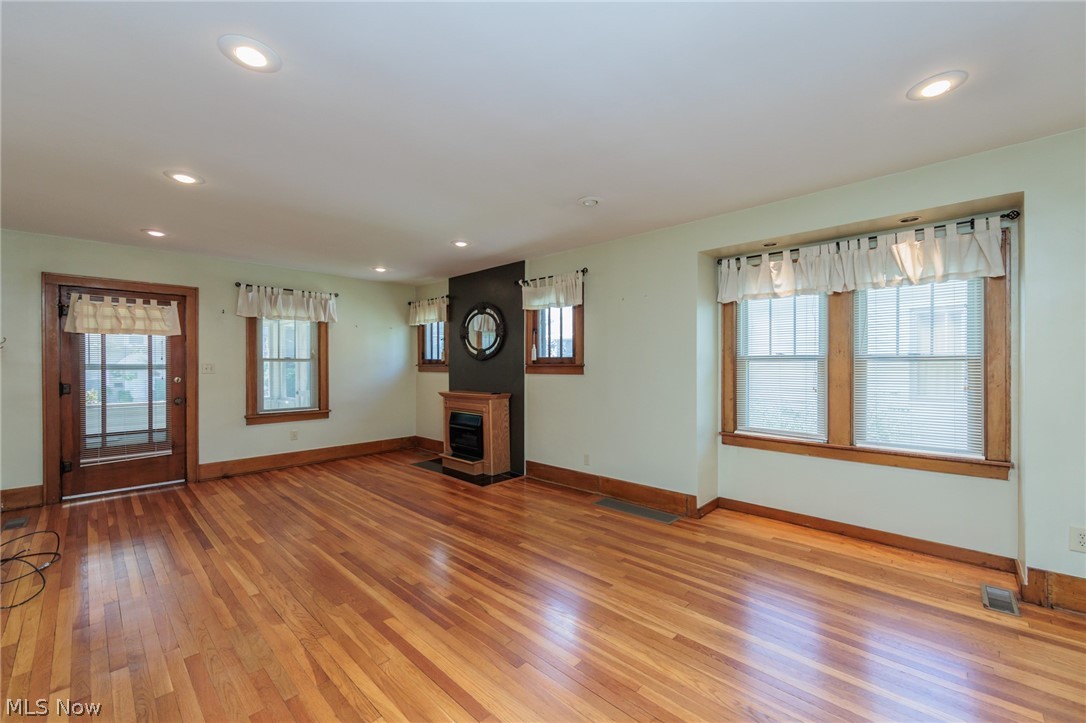 45 Victor Avenue Cuyahoga Falls OH 44221