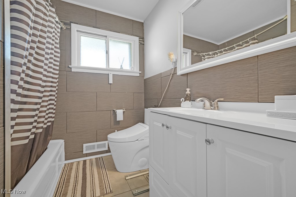 12220 Zona Lane Parma OH 44130