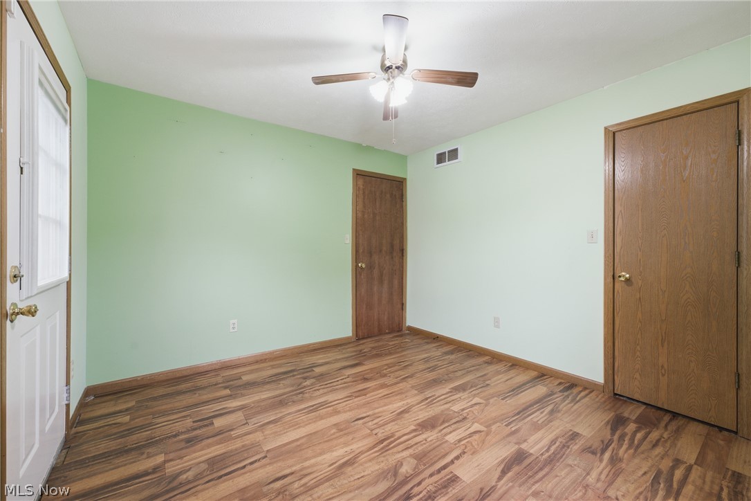 1094 Stratford Street Barberton OH 44203