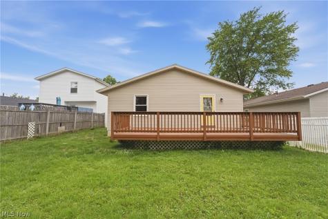 1094 Stratford Street Barberton OH 44203