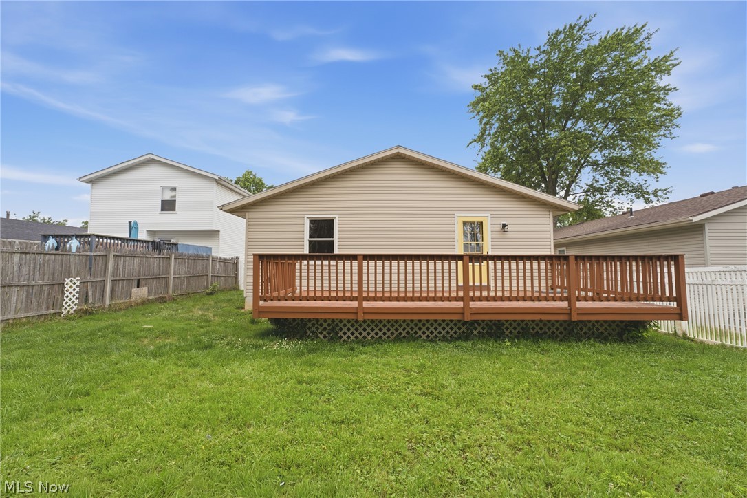 1094 Stratford Street Barberton OH 44203