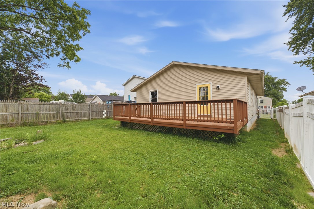 1094 Stratford Street Barberton OH 44203