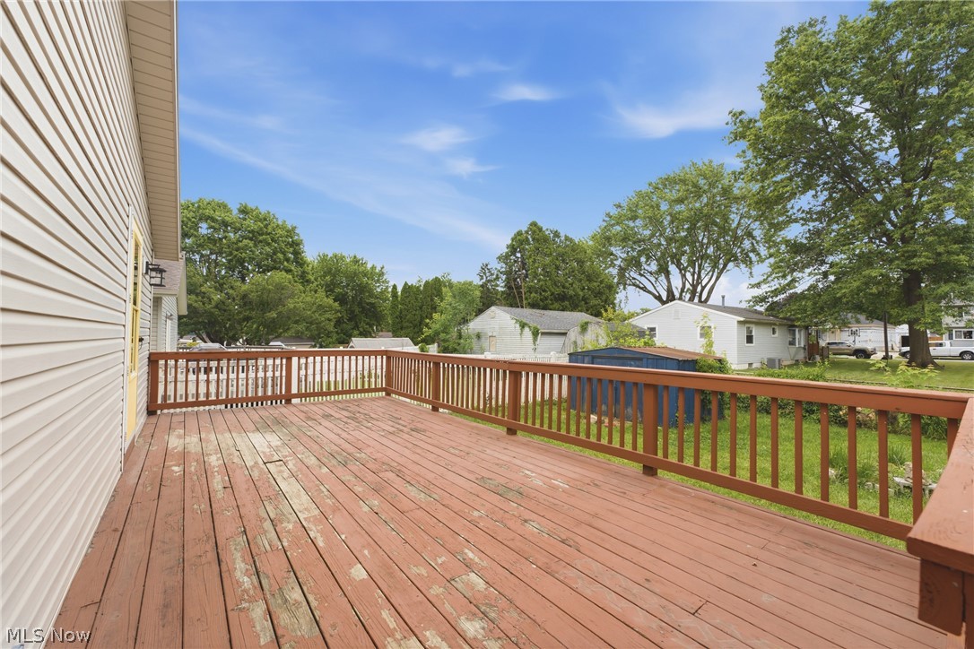1094 Stratford Street Barberton OH 44203