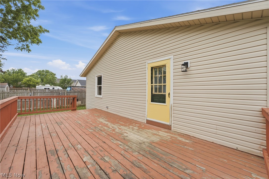 1094 Stratford Street Barberton OH 44203