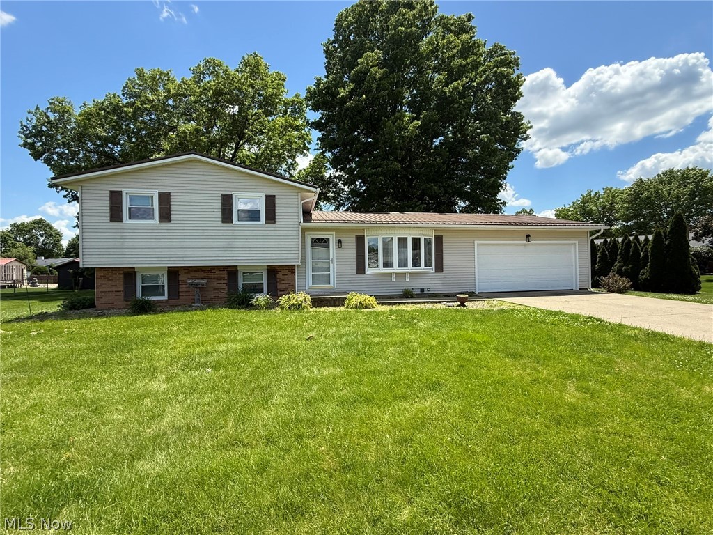 128 12th Street NW Strasburg OH 44680