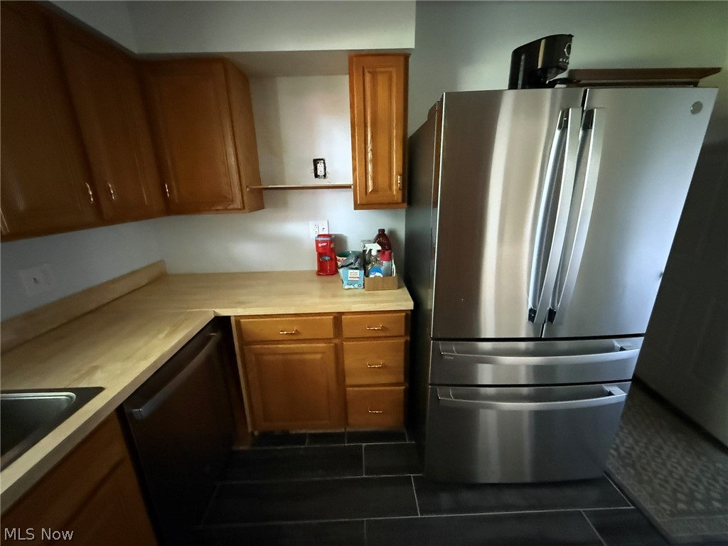 128 12th Street NW Strasburg OH 44680