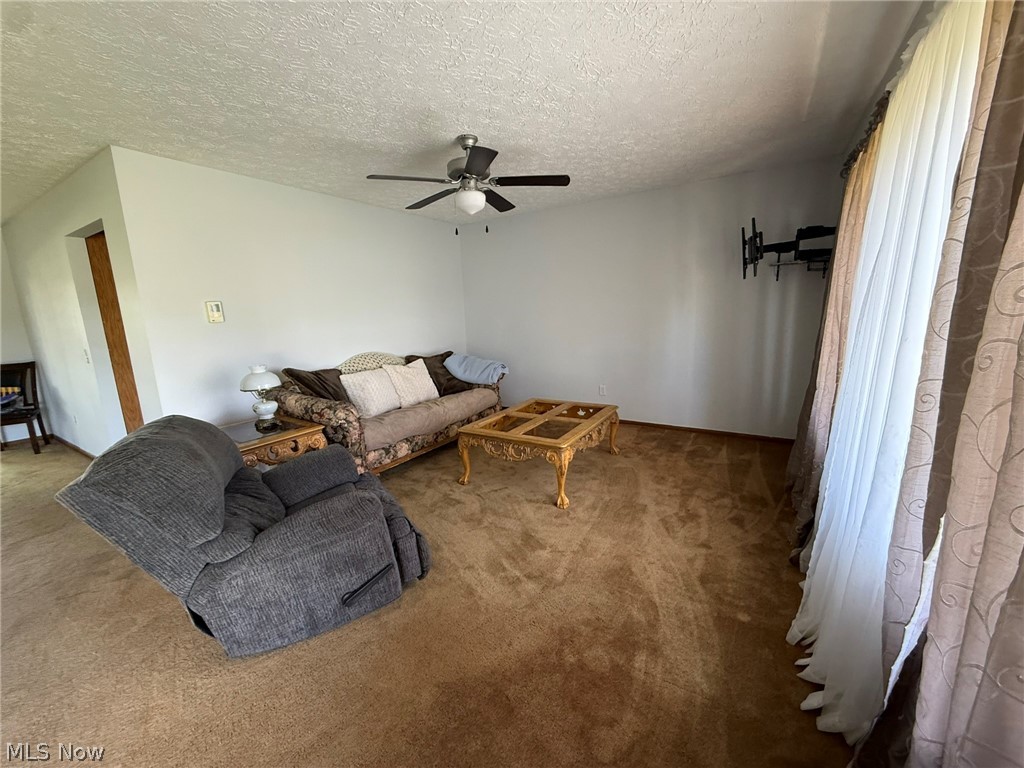 128 12th Street NW Strasburg OH 44680