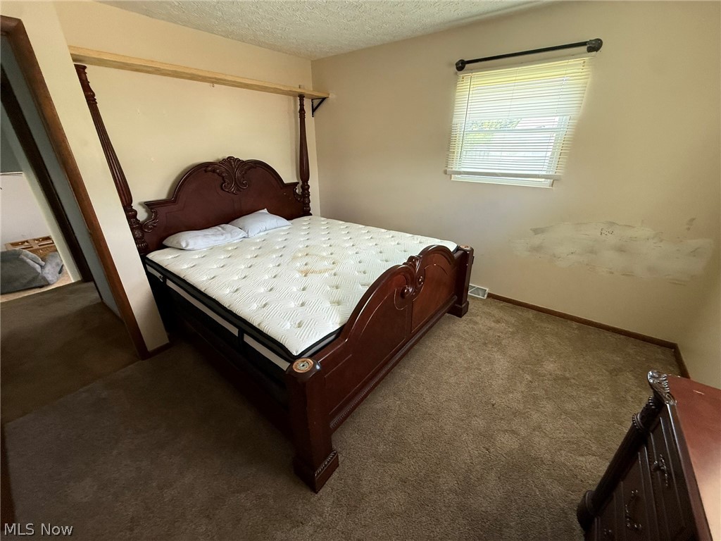 128 12th Street NW Strasburg OH 44680