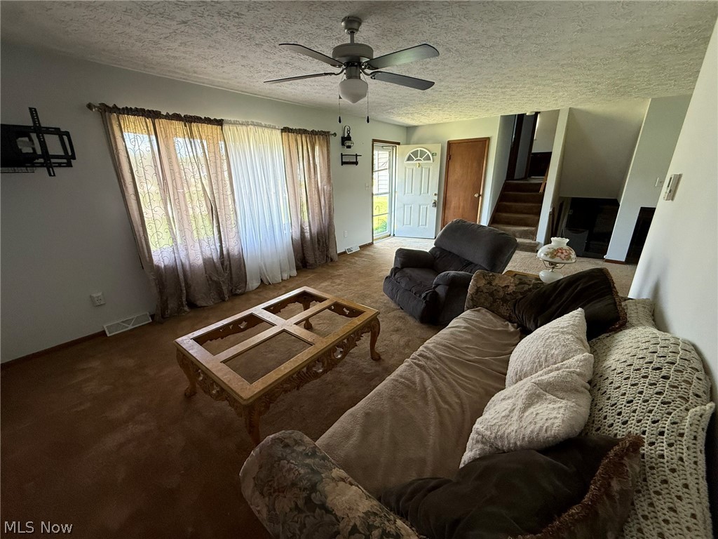 128 12th Street NW Strasburg OH 44680