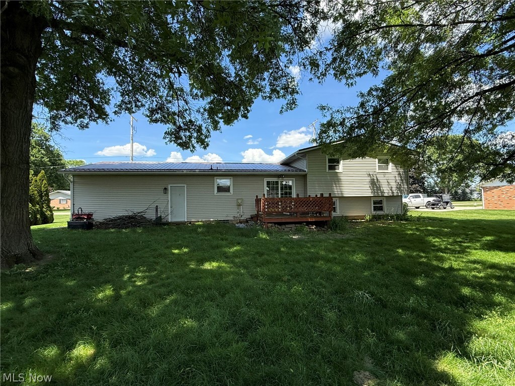 128 12th Street NW Strasburg OH 44680