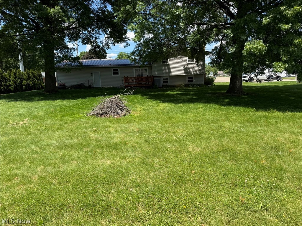 128 12th Street NW Strasburg OH 44680