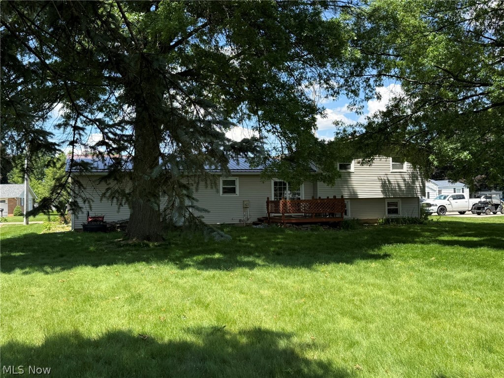128 12th Street NW Strasburg OH 44680