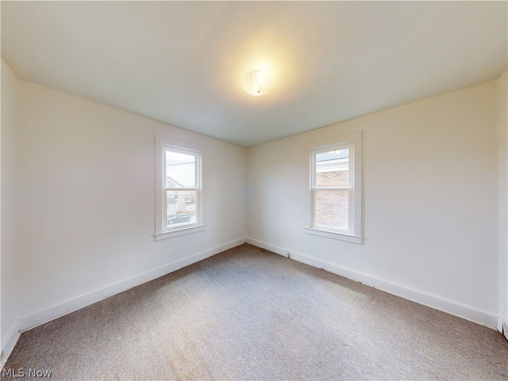 736 Oakmont Avenue Steubenville OH 43952