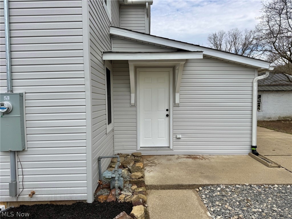 1986 Carolina Street NW Dover OH 44622
