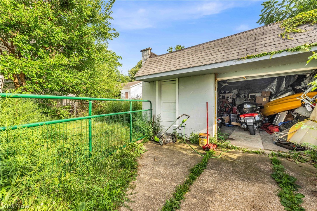 4119 Gifford Avenue Cleveland OH 44109