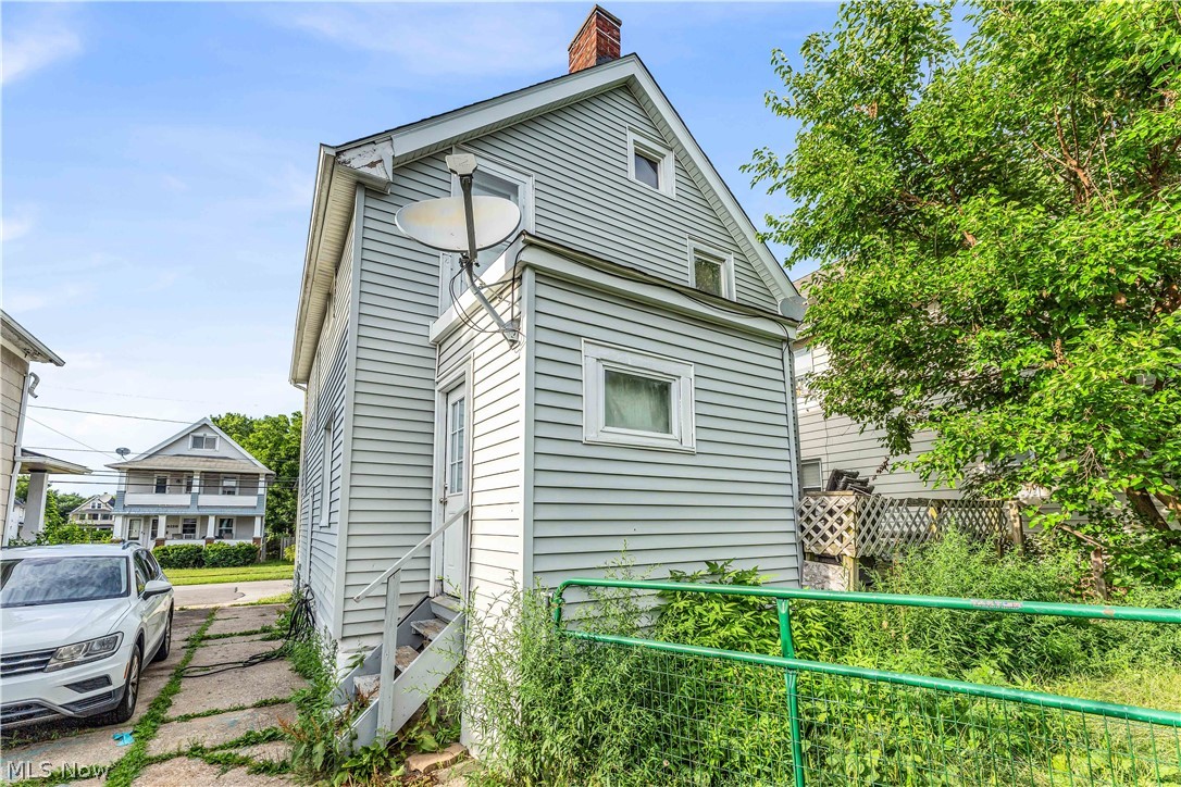 4119 Gifford Avenue Cleveland OH 44109