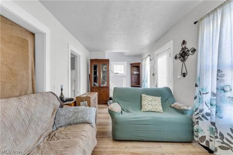 4119 Gifford Avenue Cleveland OH 44109