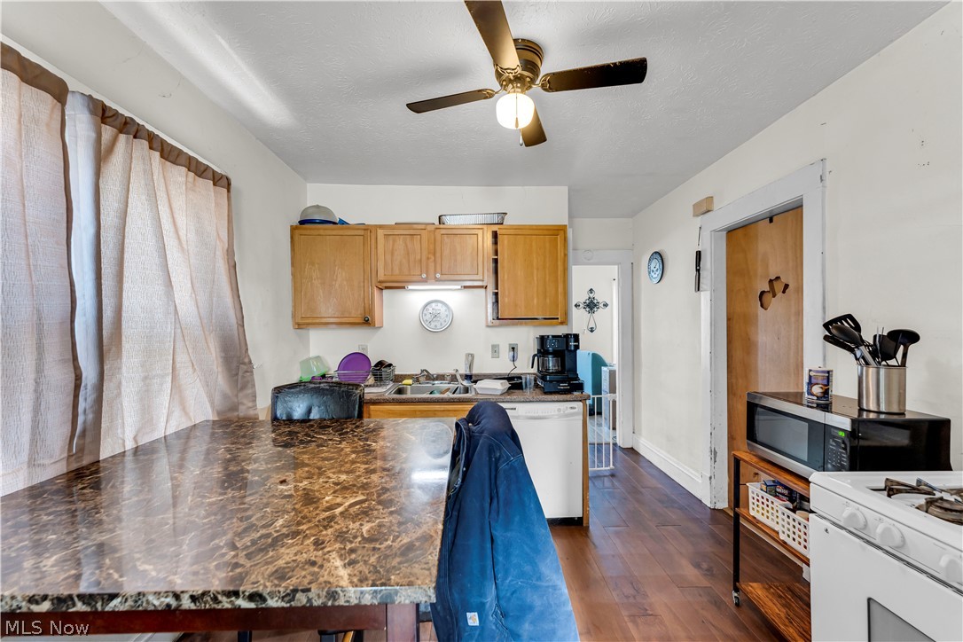 4119 Gifford Avenue Cleveland OH 44109