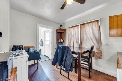 4119 Gifford Avenue Cleveland OH 44109