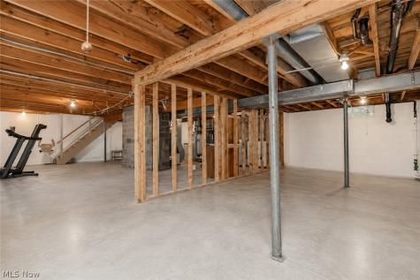12066 Huntoon Road Painesville OH 44077