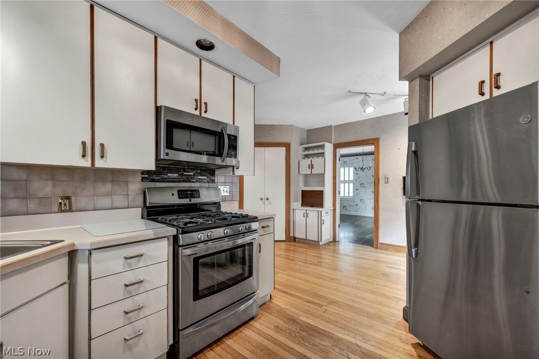 3295 Glencairn Road Shaker Heights OH 44122