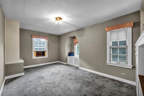 3295 Glencairn Road Shaker Heights OH 44122