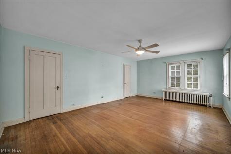 3295 Glencairn Road Shaker Heights OH 44122