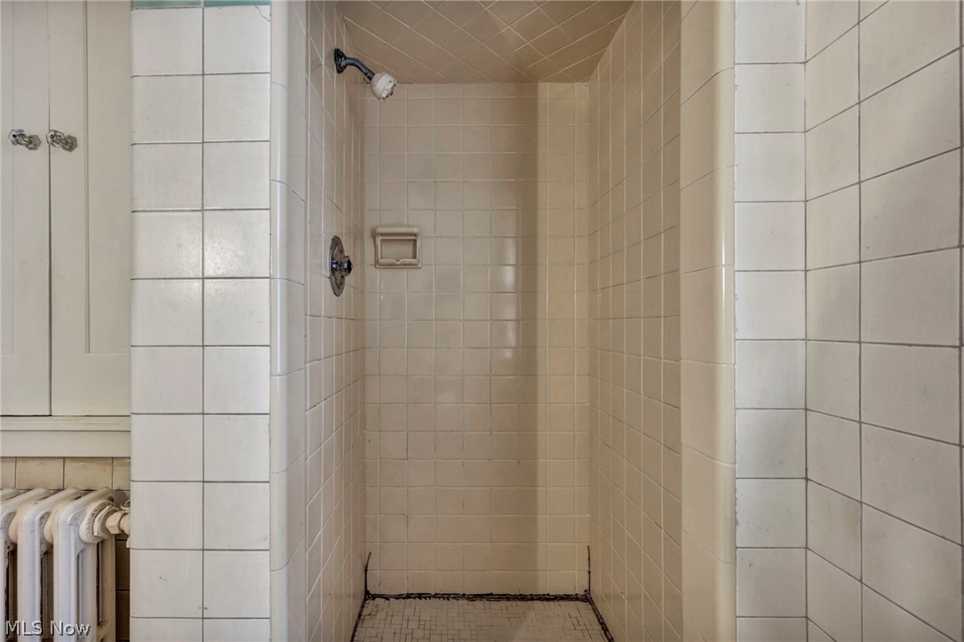 3295 Glencairn Road Shaker Heights OH 44122