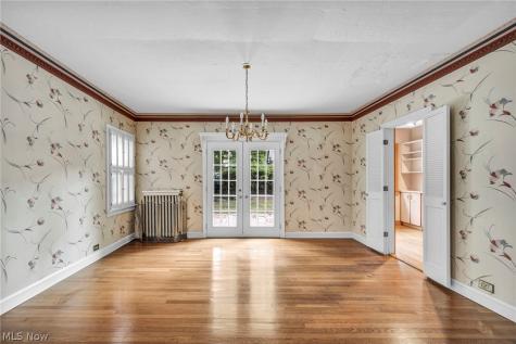 3295 Glencairn Road Shaker Heights OH 44122