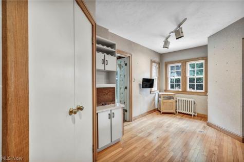 3295 Glencairn Road Shaker Heights OH 44122
