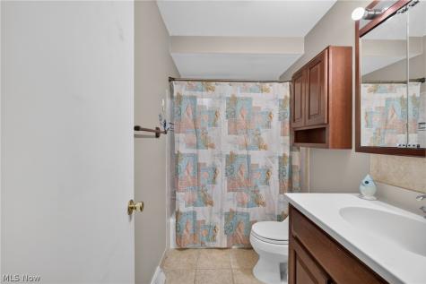 1597 Windsor Circle Mayfield Heights OH 44124