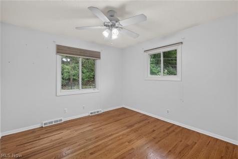 1597 Windsor Circle Mayfield Heights OH 44124