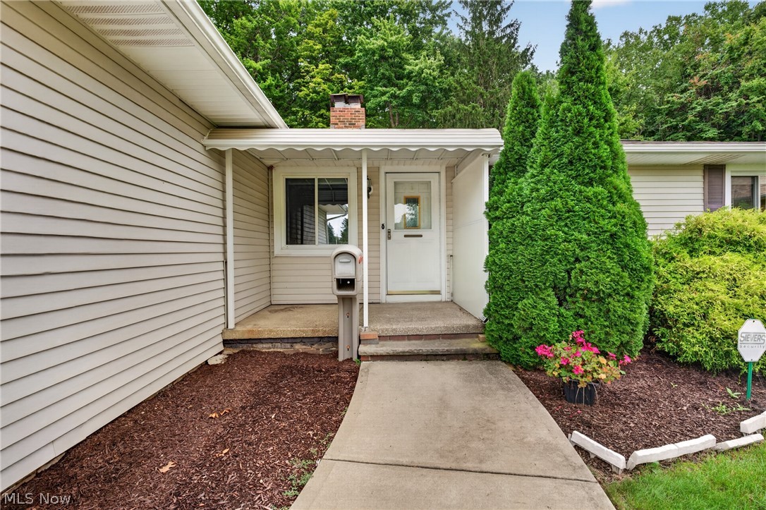 1597 Windsor Circle Mayfield Heights OH 44124