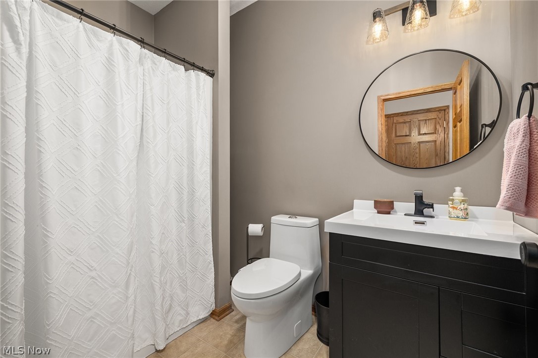 895 Williamsburg Court Ashland OH 44805