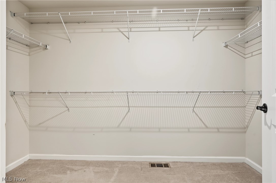 830 Sunrise Circle Aurora OH 44202