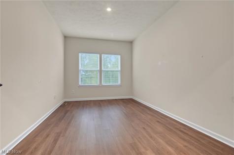 830 Sunrise Circle Aurora OH 44202