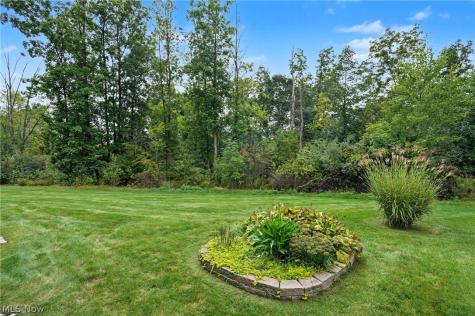 830 Sunrise Circle Aurora OH 44202