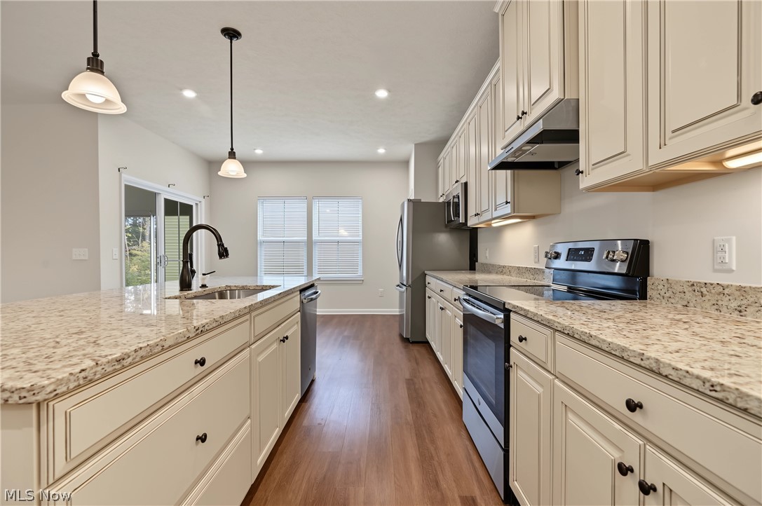 830 Sunrise Circle Aurora OH 44202