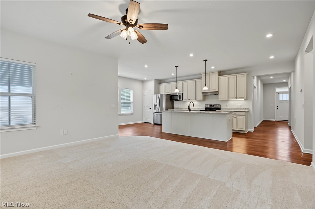 830 Sunrise Circle Aurora OH 44202