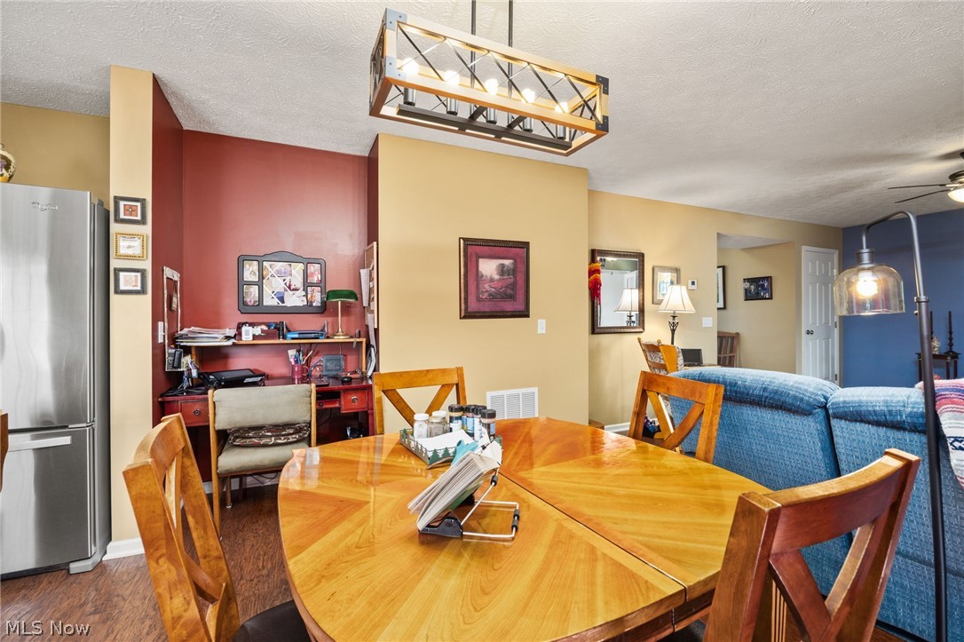 211 Burkdale Court Wadsworth OH 44281