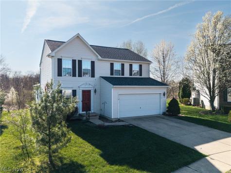 211 Burkdale Court Wadsworth OH 44281