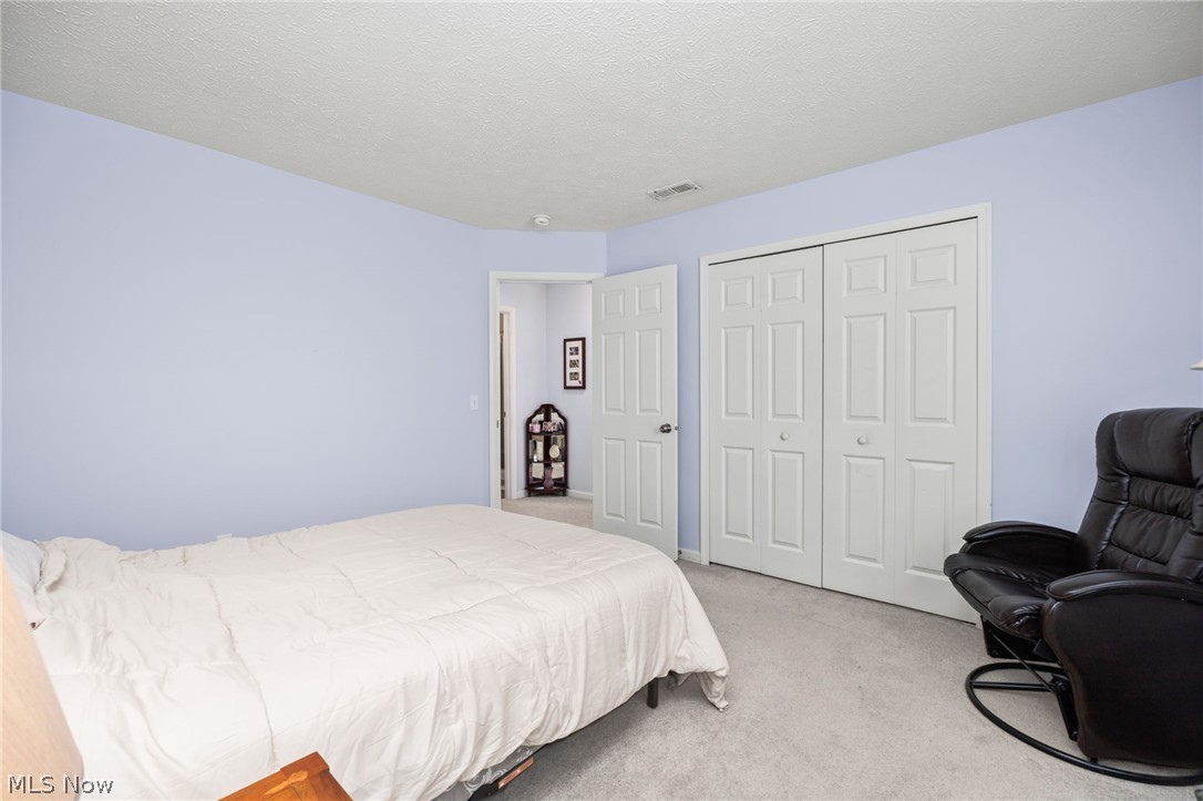 211 Burkdale Court Wadsworth OH 44281