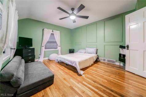 3678 Lynnfield Road Shaker Heights OH 44122