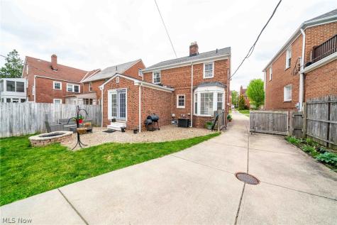 3678 Lynnfield Road Shaker Heights OH 44122