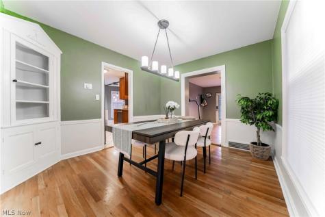 3678 Lynnfield Road Shaker Heights OH 44122