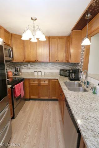 3145 Crestline Drive Steubenville OH 43952