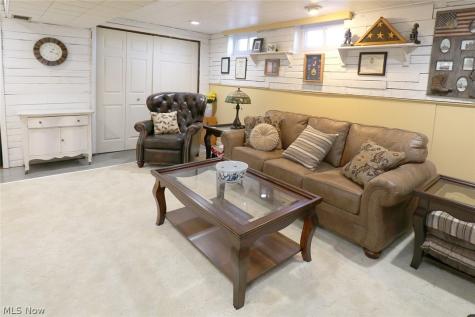 3145 Crestline Drive Steubenville OH 43952