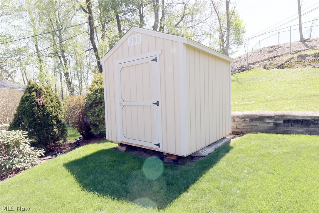 3145 Crestline Drive Steubenville OH 43952