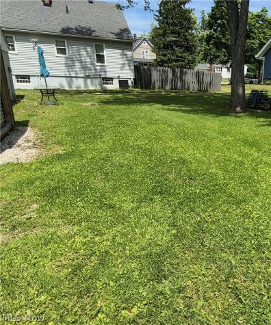 9614 Ravenna Road Twinsburg OH 44087